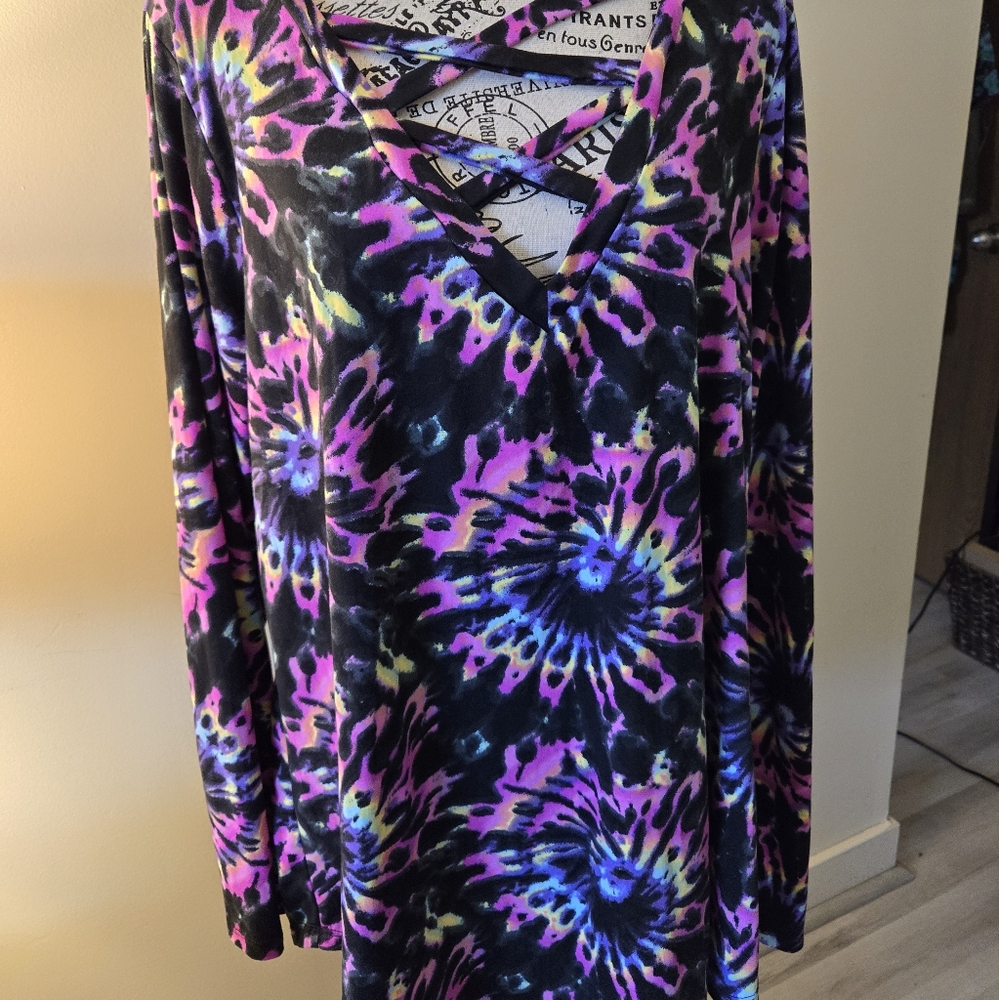Sew In Love Tie Dye Long Sleeve Top XL